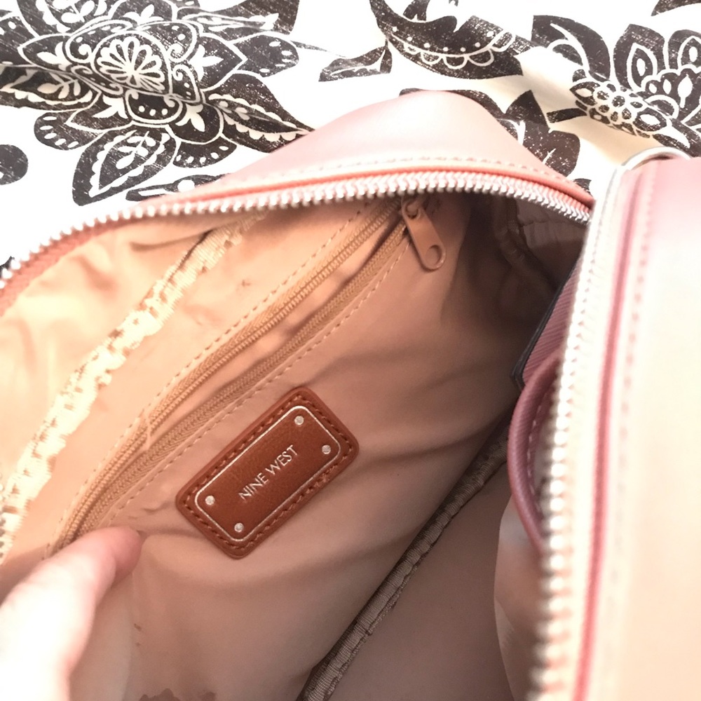 Pink Nine-West crossbody bag